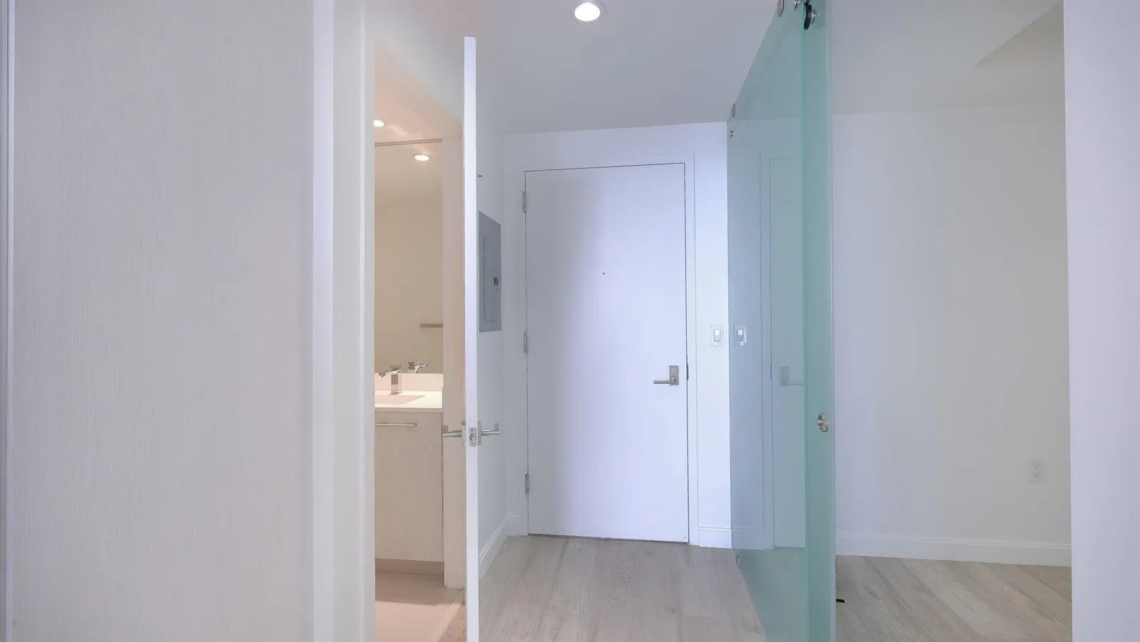 45 SW 9th Street # 2502, Miami, FL 33130
