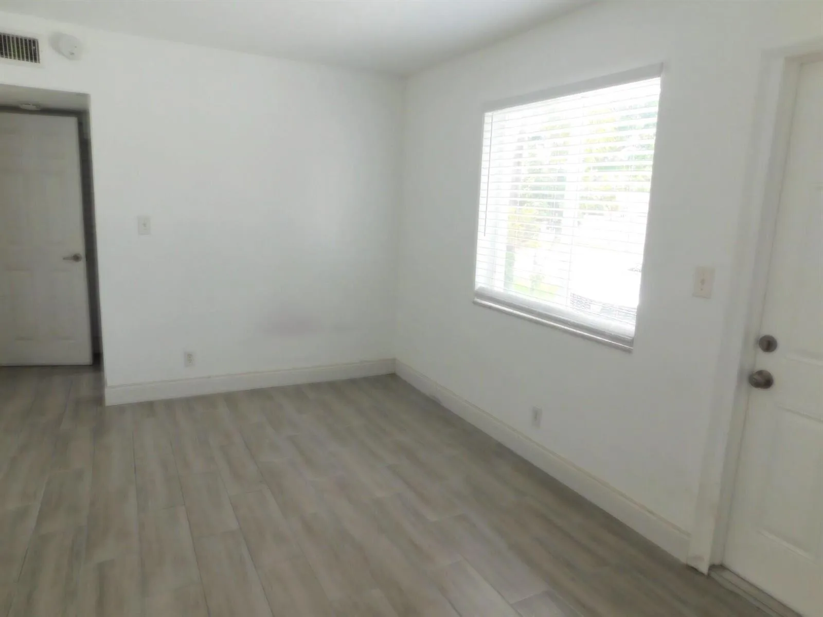 825 NE 6th Street # 3, Fort Lauderdale, FL 33304 photo 10
