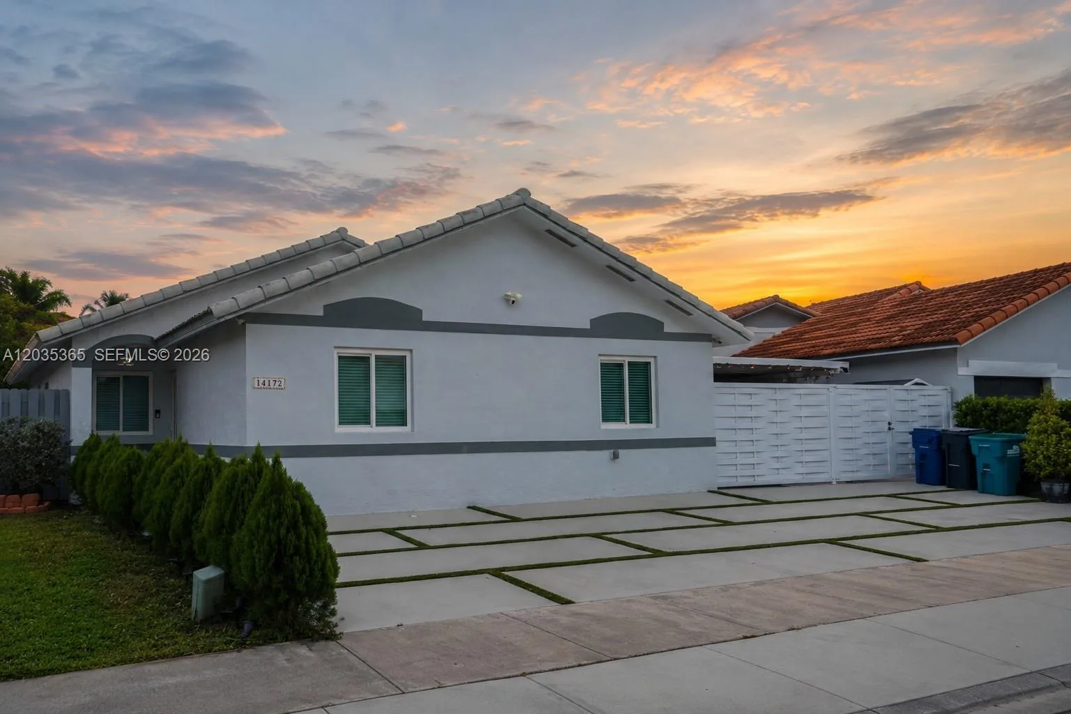 14172 SW 148th Pl, Miami, FL 33196 photo 2