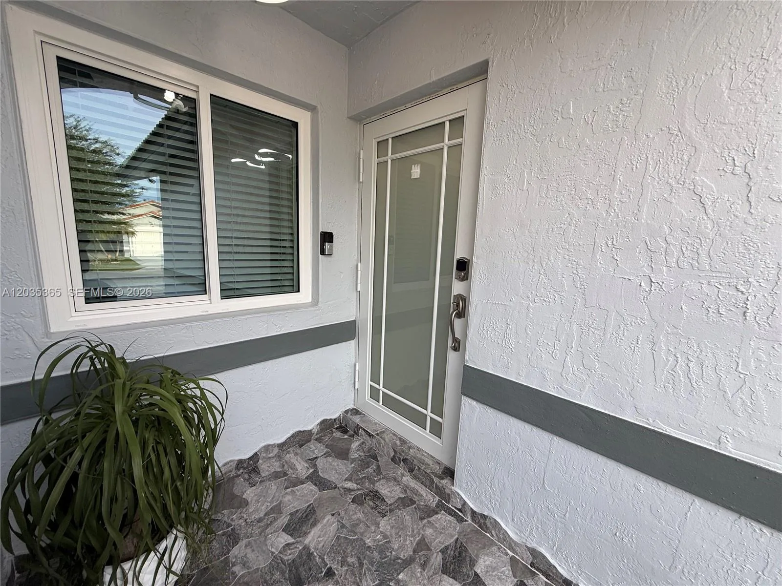14172 SW 148th Pl, Miami, FL 33196 photo 4