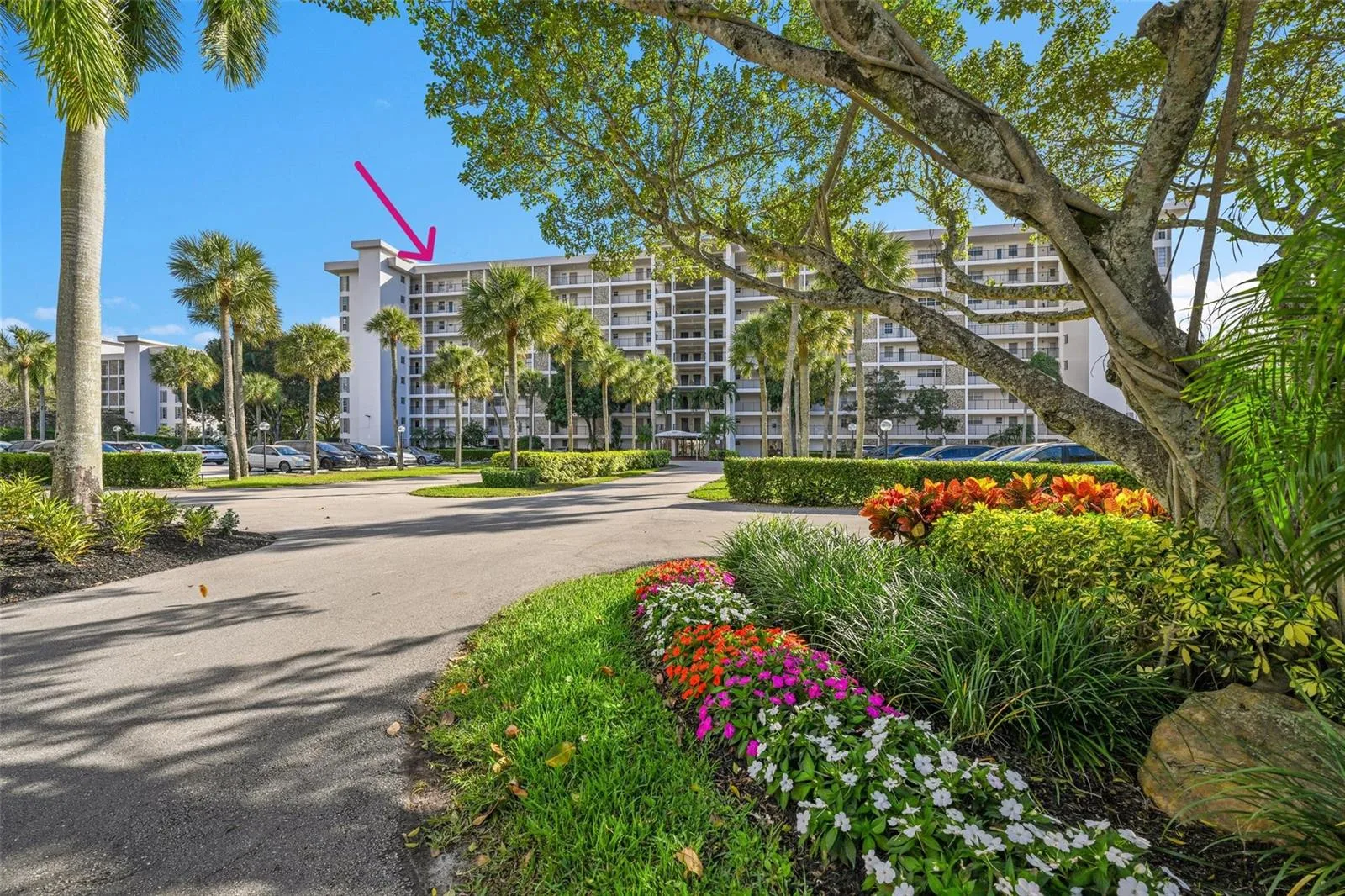 3050 N Palm Aire Drive # 909, Pompano Beach, FL 33069
