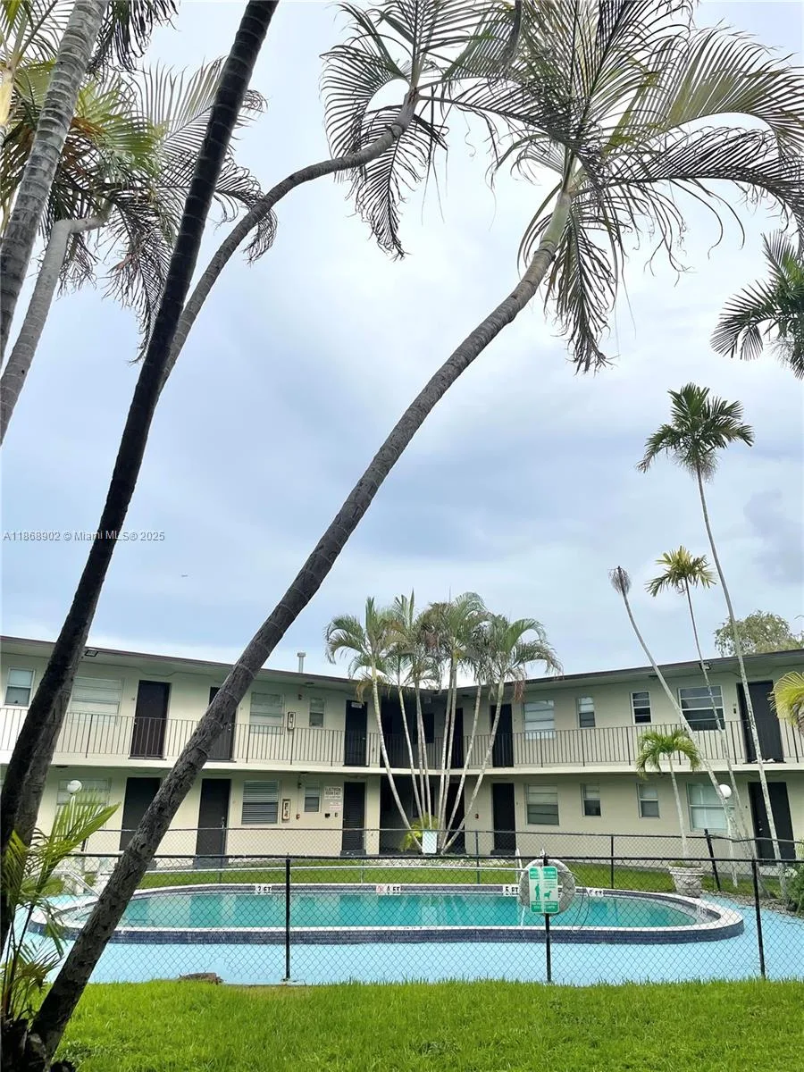 3901 SW 112th Ave # 46, Miami, FL 33165