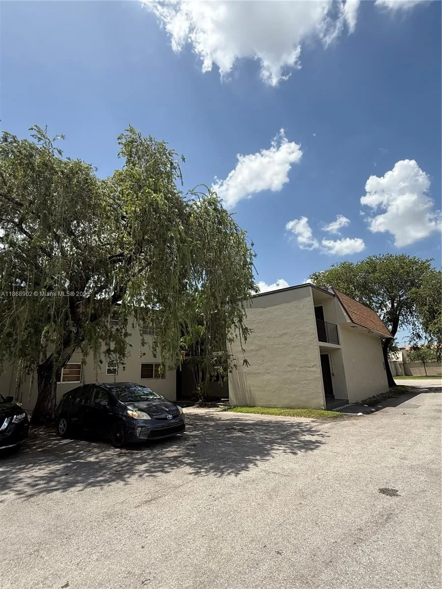 3901 SW 112th Ave # 46, Miami, FL 33165 photo 11