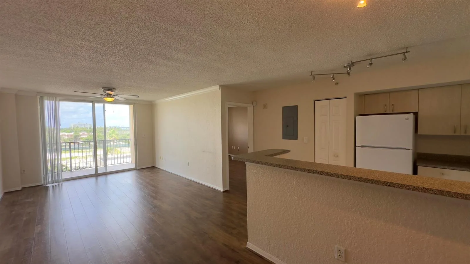 1801 N Flagler Drive # 630, West Palm Beach, FL 33407