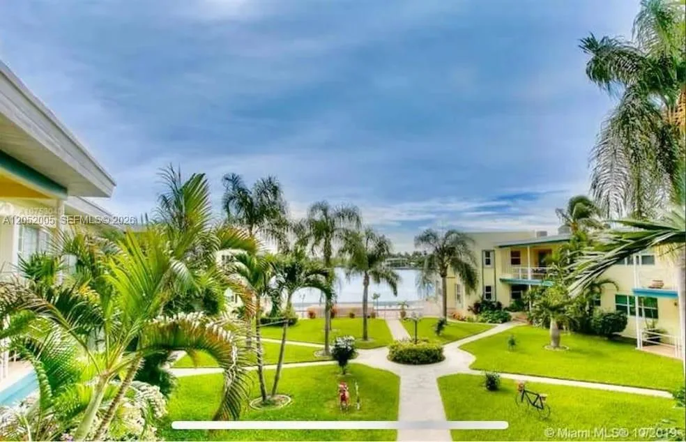910 Bay Dr # 9, Miami Beach, FL 33141 photo 4