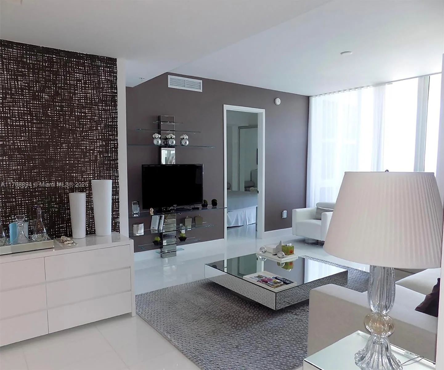 18201 Collins Ave # 3906, Sunny Isles Beach, FL 33160 photo 2