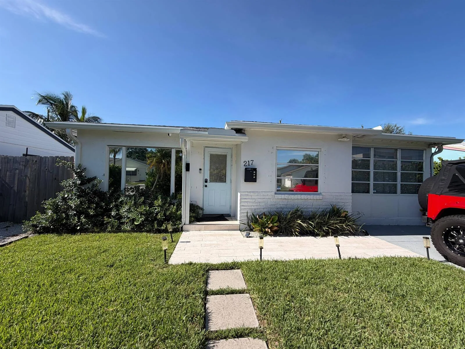 217 E 24TH Street, Riviera Beach, FL 33404