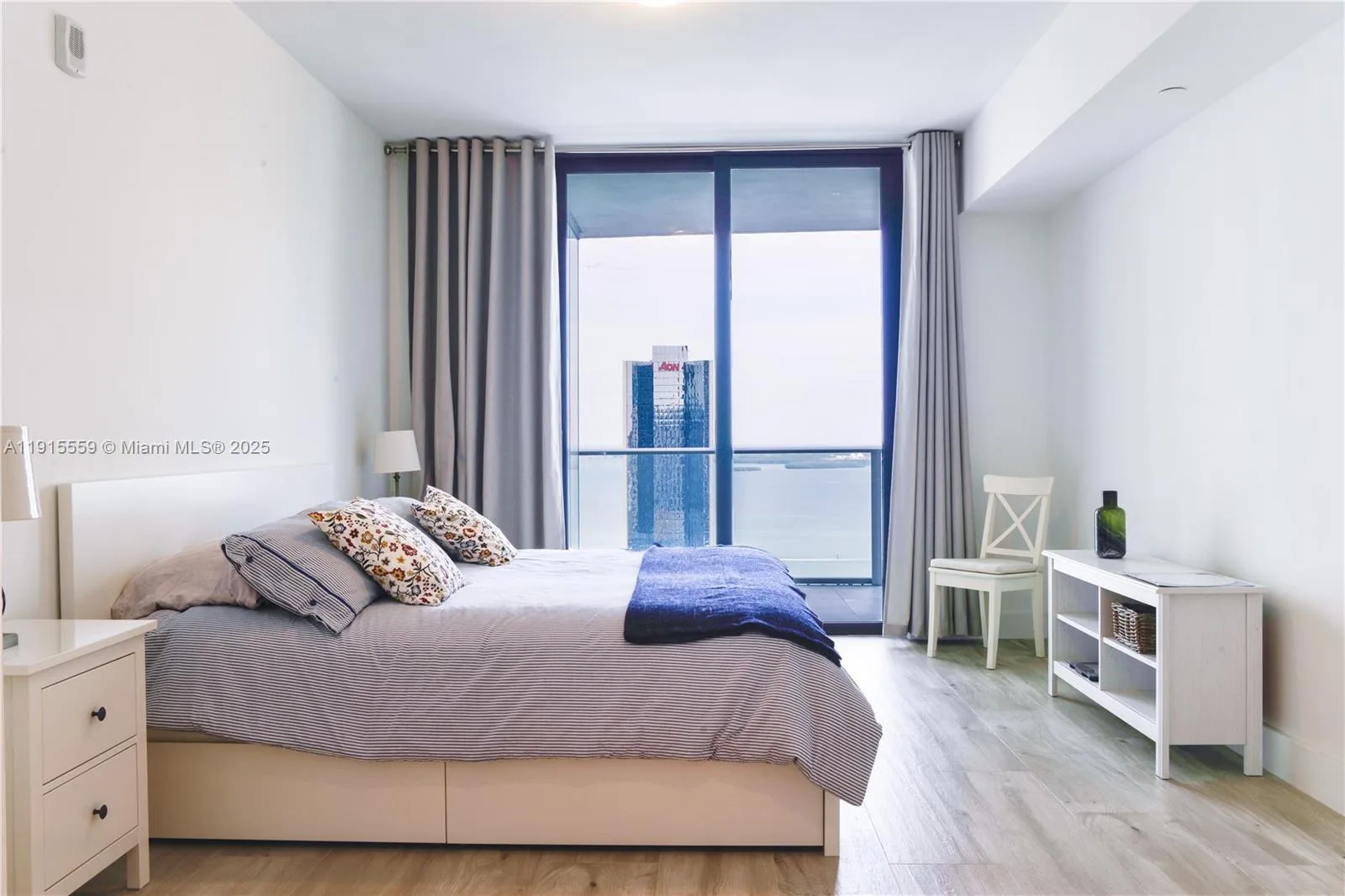 1010 Brickell Ave # 3002, Miami, FL 33131