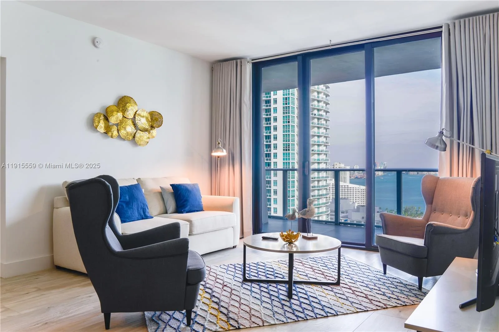 1010 Brickell Ave # 3002, Miami, FL 33131 photo 4