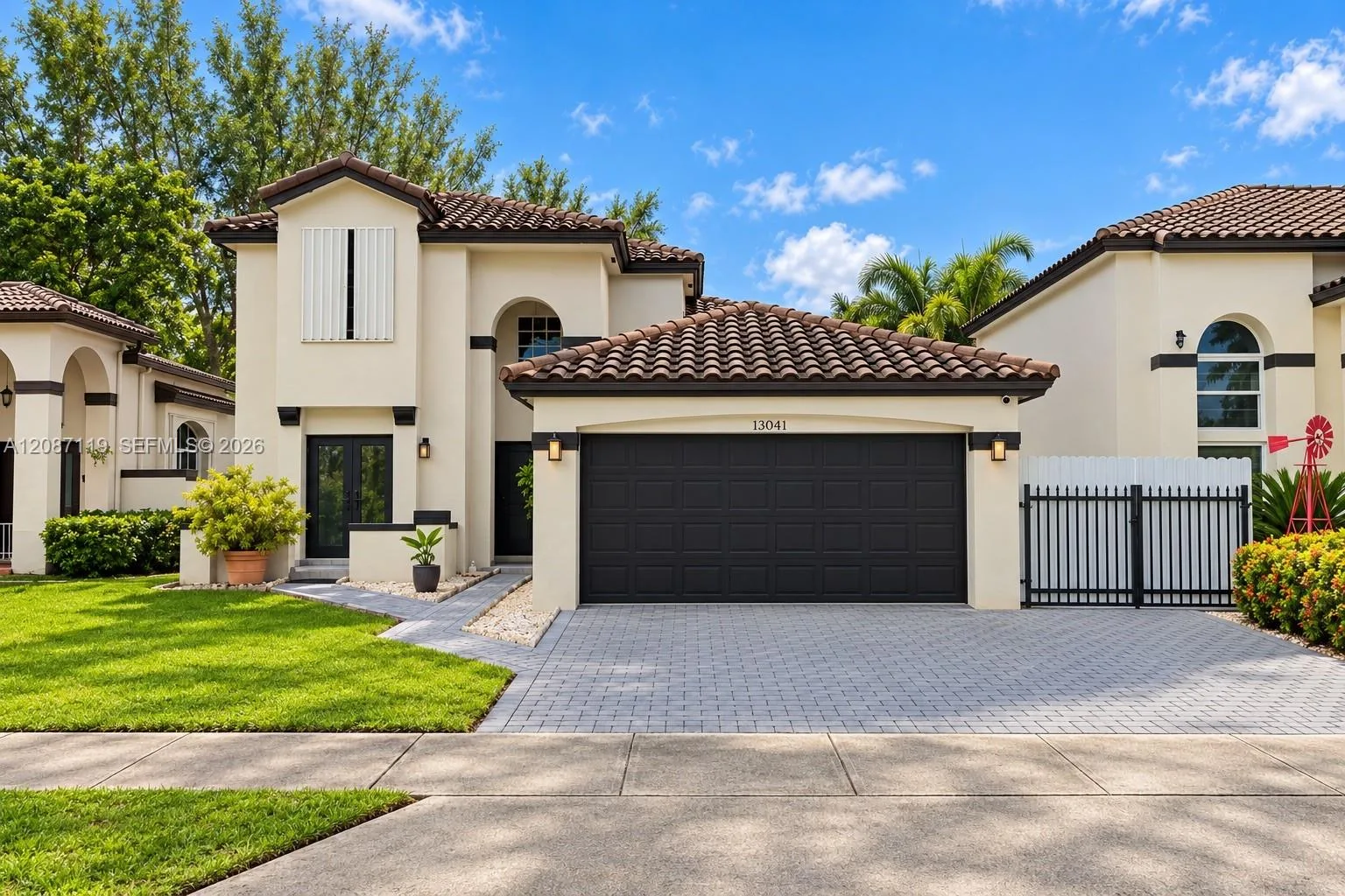 13041 NW 11th Ter, Miami, FL 33182