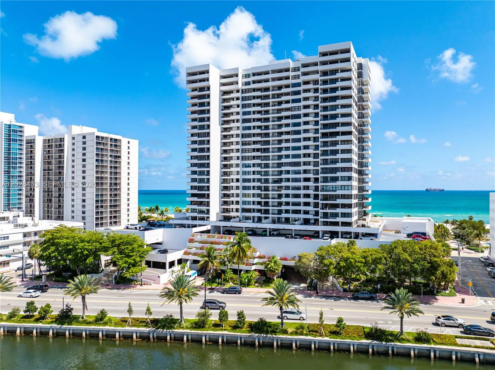 2555 Collins Ave # 403, Miami Beach, FL 33140 photo 2