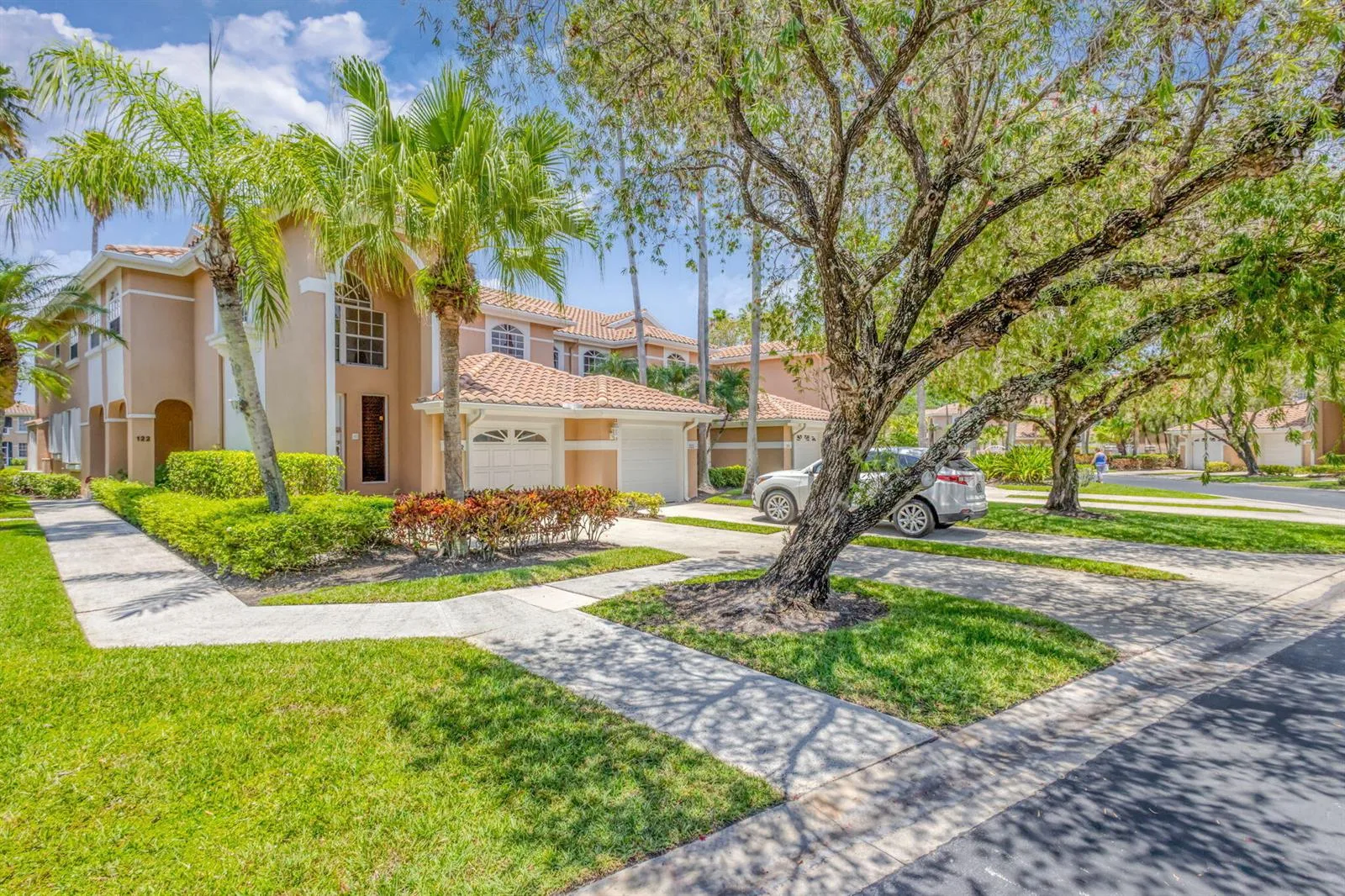 222 Legendary Circle, Palm Beach Gardens, FL 33418 photo 3