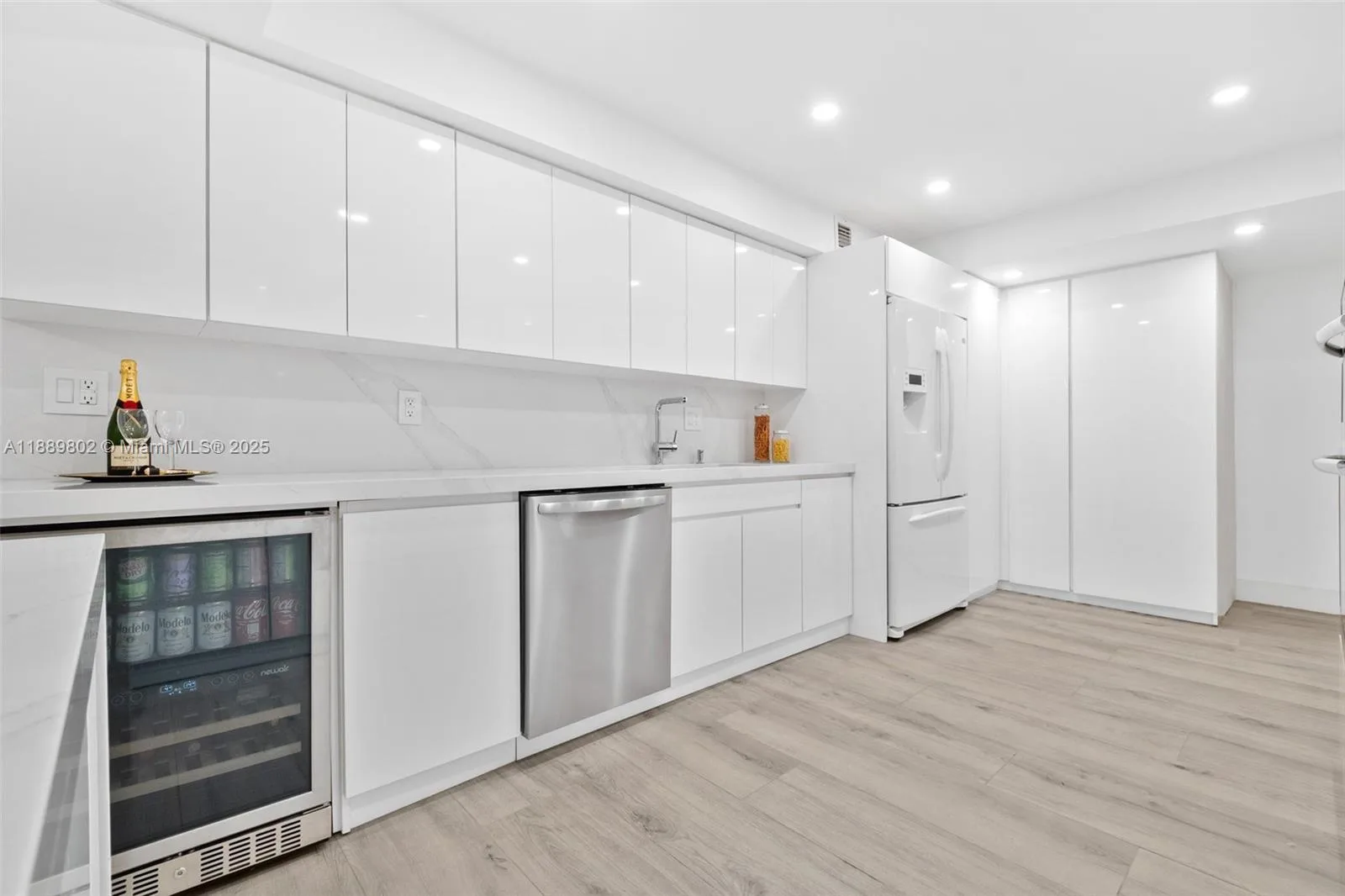 1121 Crandon Blvd # D304, Key Biscayne, FL 33149 photo 10