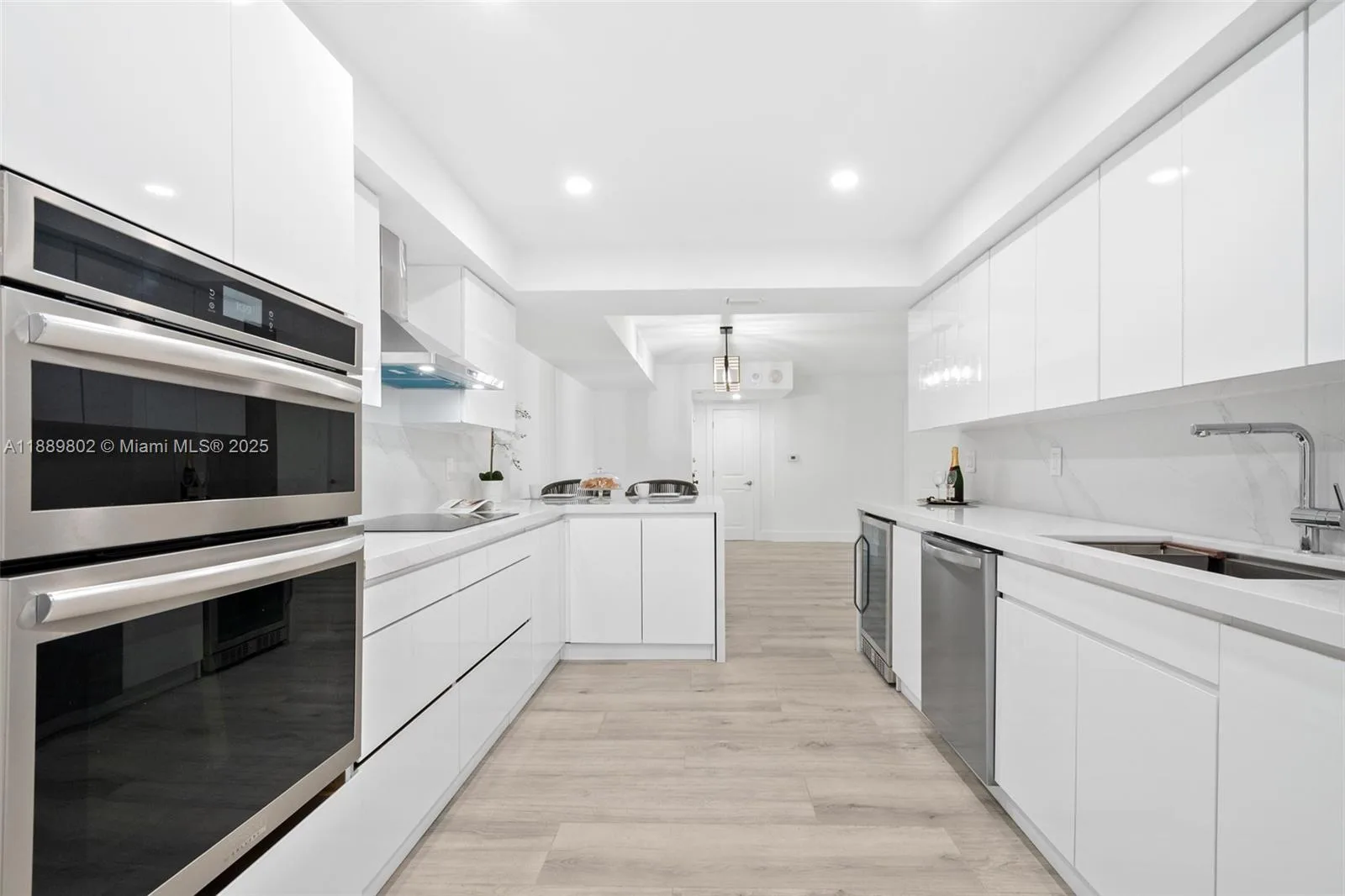 1121 Crandon Blvd # D304, Key Biscayne, FL 33149 photo 12