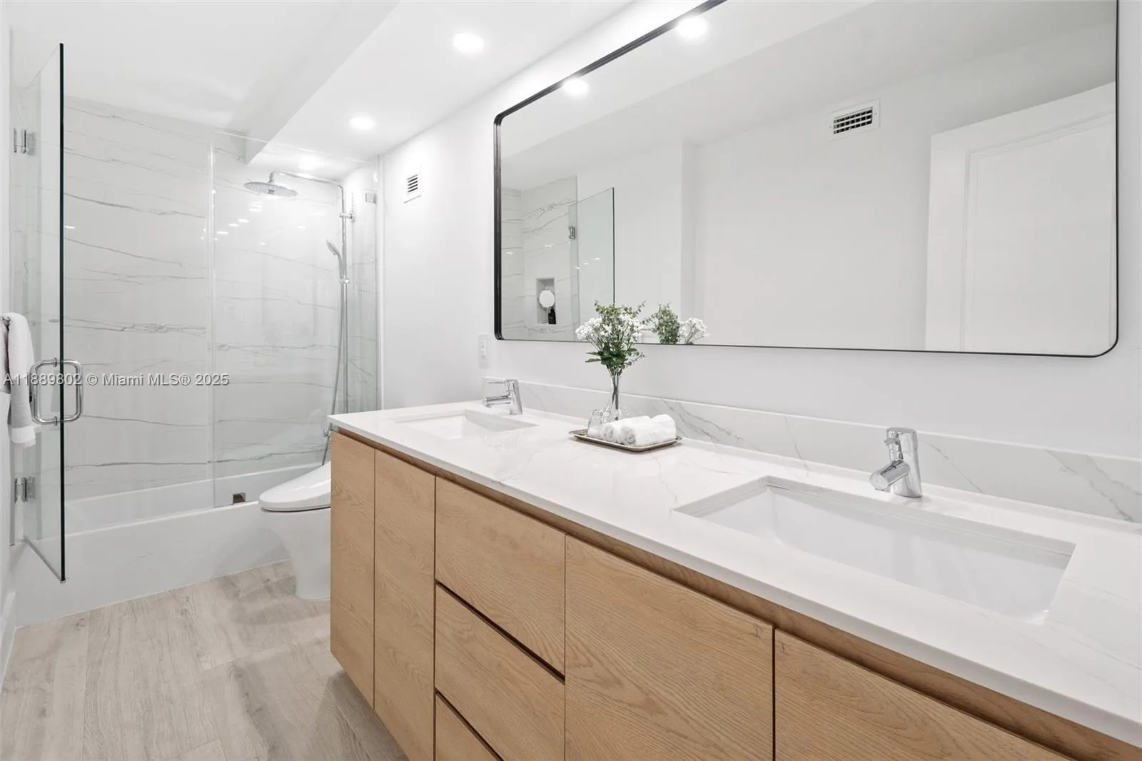 1121 Crandon Blvd # D304, Key Biscayne, FL 33149 photo 5