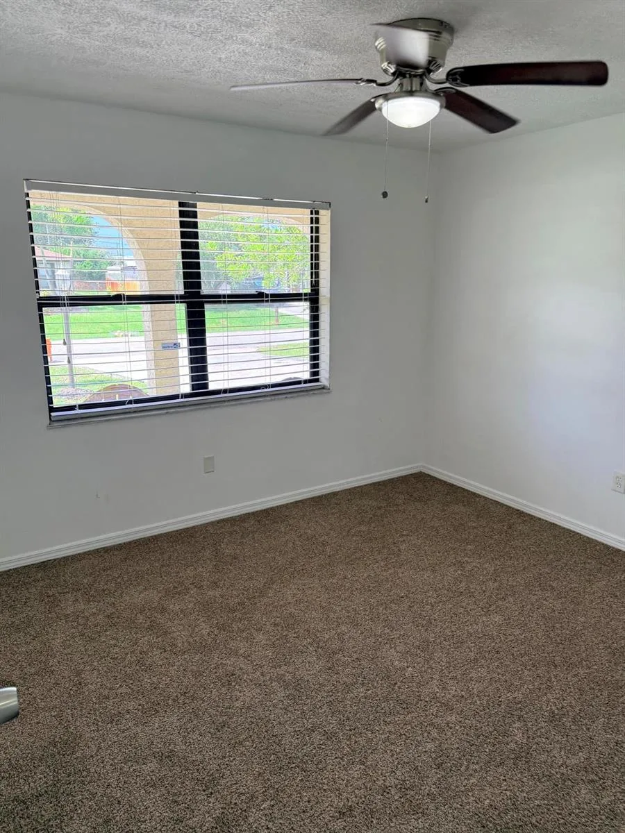 508 NW AZALEA Avenue, Port St. Lucie, FL 34983 — zdjęcie 4