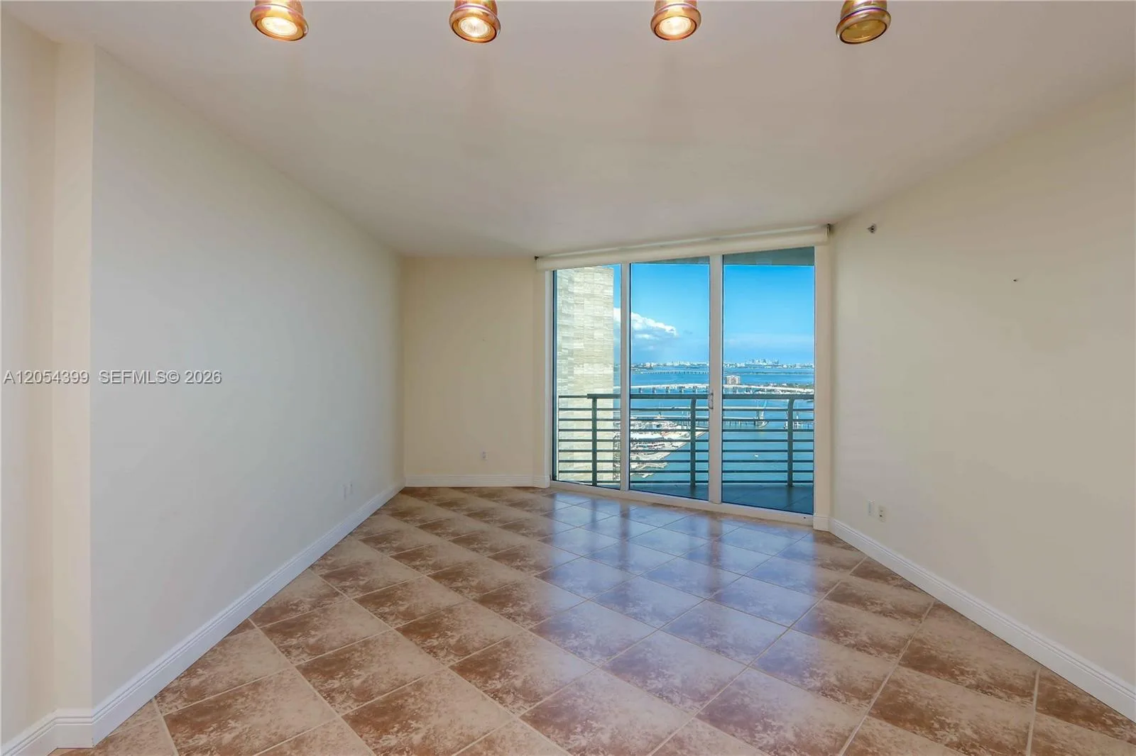 335 S Biscayne Blvd # 3510, Miami, FL 33131 photo 4