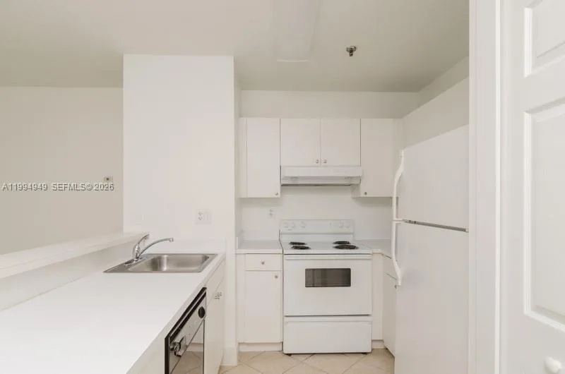 2734 Bird Ave # 310, Miami, FL 33133 photo 7