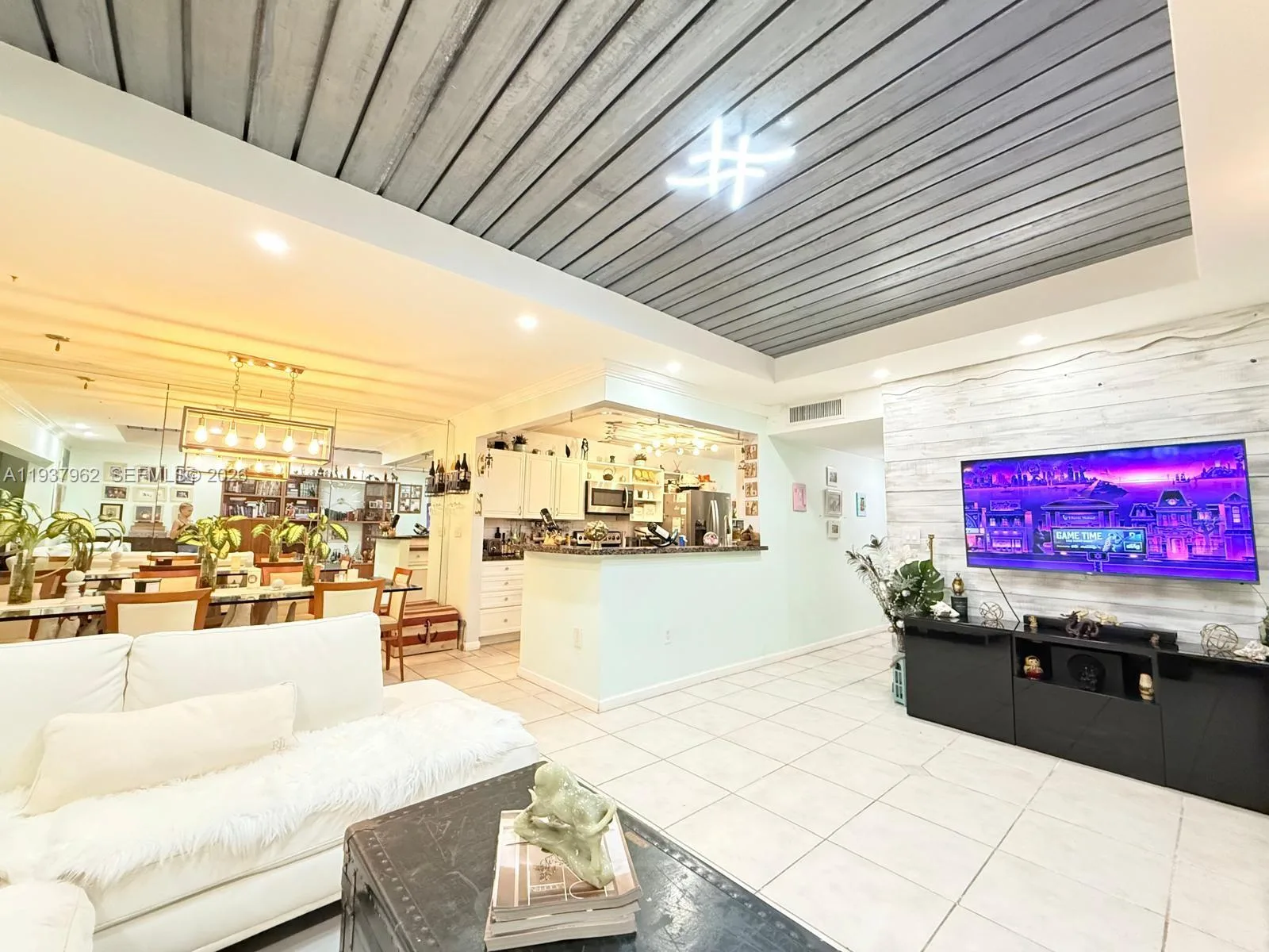 3330 Atlanta St # 14C, Hollywood, FL 33021 photo 9