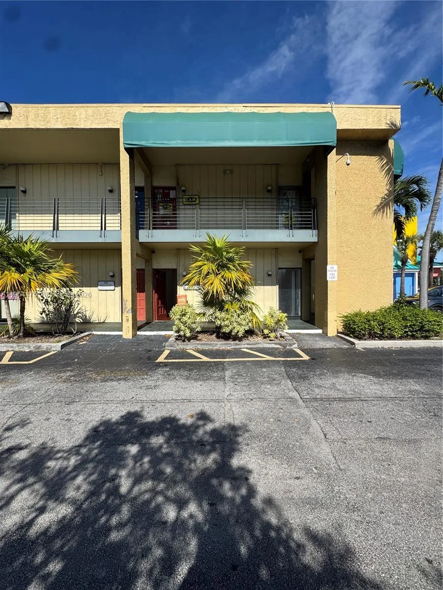 2331 N State Road 7 # 124, Lauderhill, FL 33313