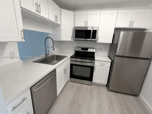 9311 Orange Grove Dr # 411, Davie, FL 33324