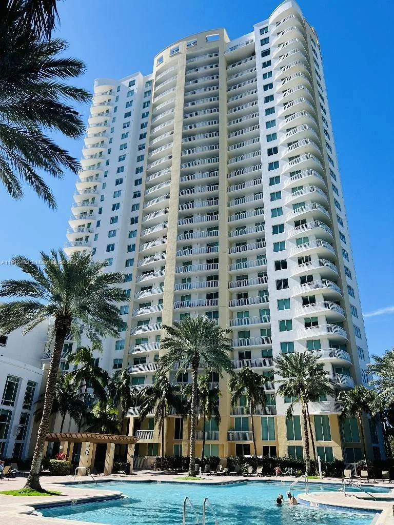 1745 E Hallandale Beach Blvd # 1807W, Hallandale Beach, FL 33009