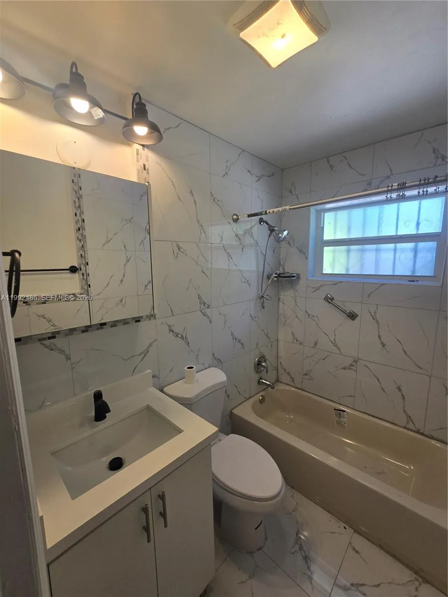 6231 NE 1st Ave # 2, Miami, FL 33138 photo 5