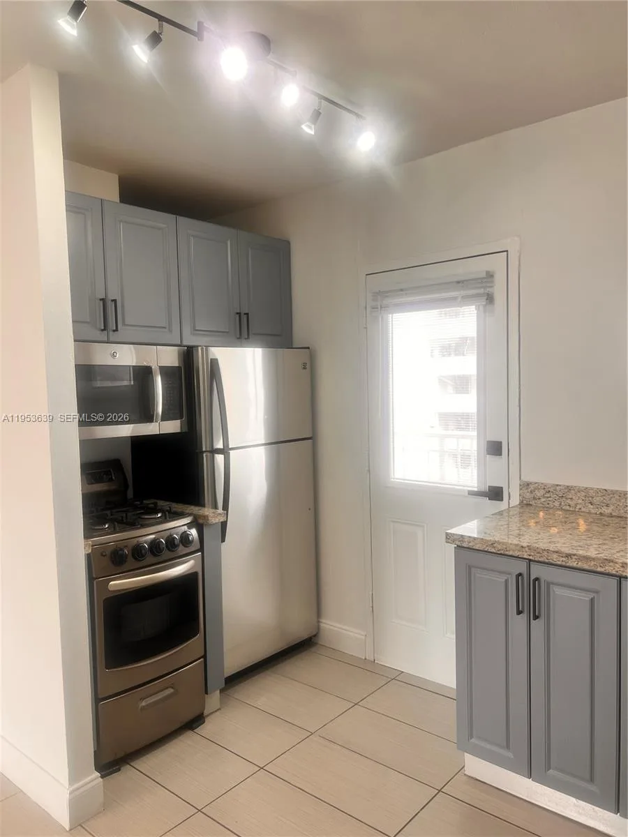 1300 Lincoln Rd # B902, Miami Beach, FL 33139 photo 7