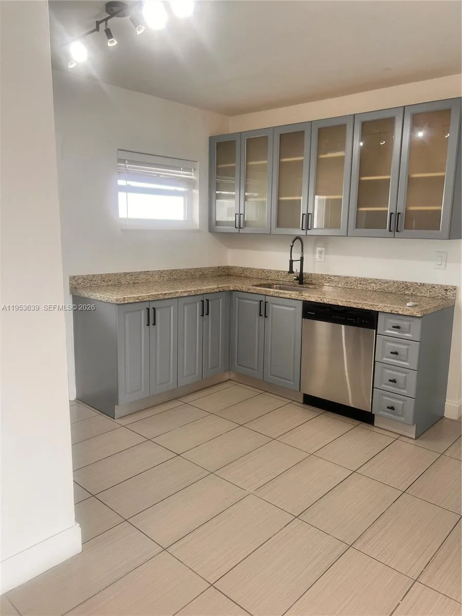 1300 Lincoln Rd # B902, Miami Beach, FL 33139 photo 9
