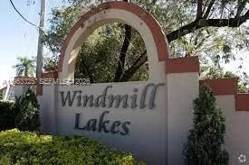433 SW 86th Ave # 108, Pembroke Pines, FL 33025
