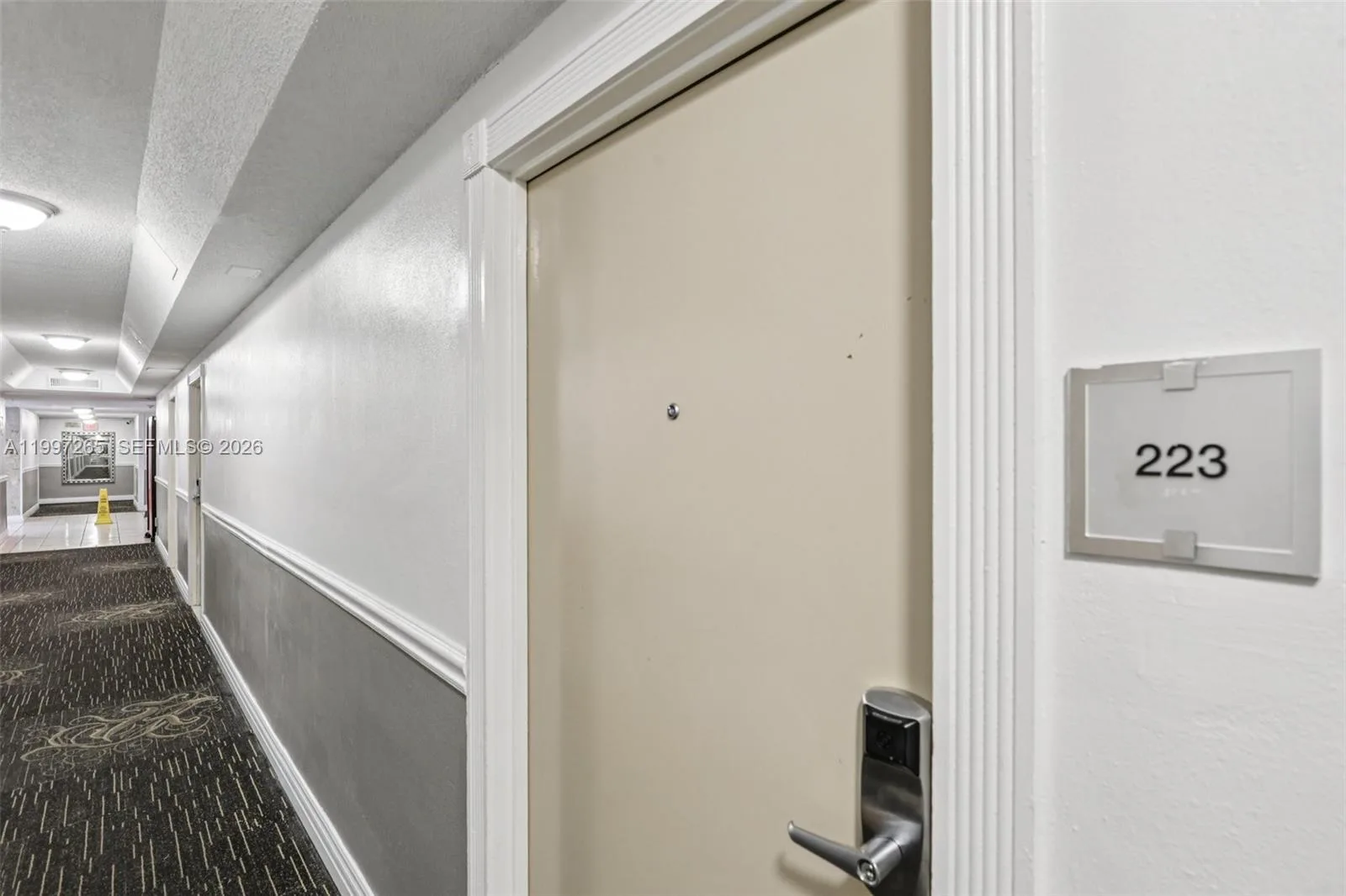 19201 Collins Ave # 223, Sunny Isles Beach, FL 33160 photo 3