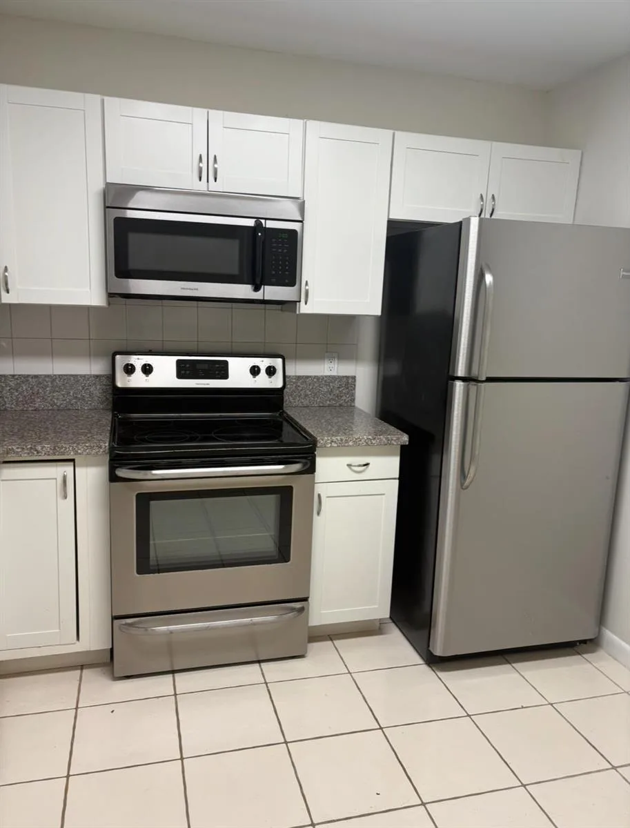 9110 Fairbanks Lane # 4, Boca Raton, FL 33496 photo 5