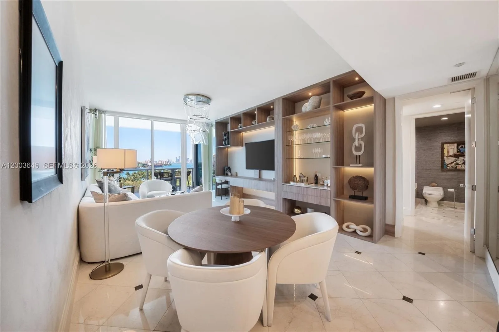 100 S Pointe Dr # 702, Miami Beach, FL 33139