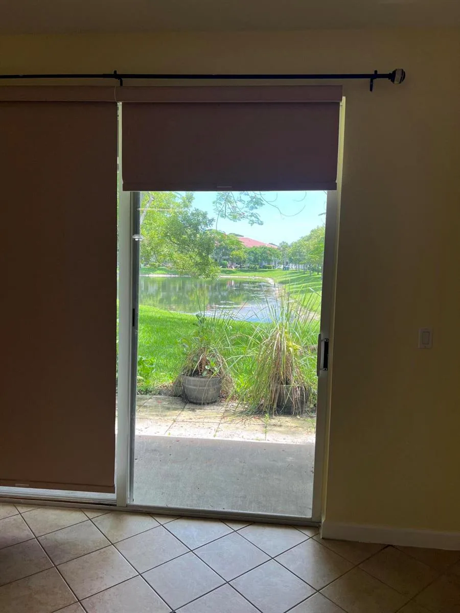 4113 Napoli Lake Drive, Riviera Beach, FL 33410 photo 4