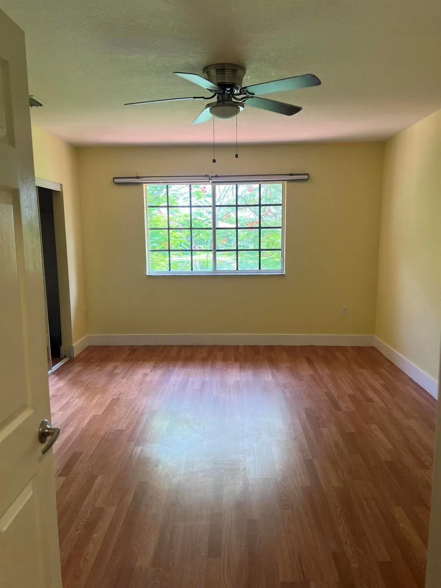 4113 Napoli Lake Drive, Riviera Beach, FL 33410 photo 5