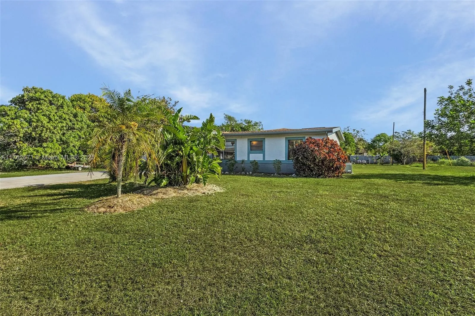 116 McKinley AVE, Lehigh Acres, FL 33936 photo 3