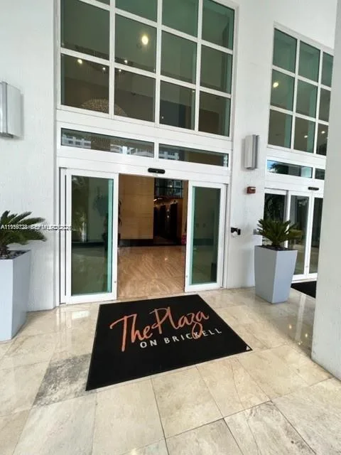950 Brickell Bay Dr # 4100, Miami, FL 33131