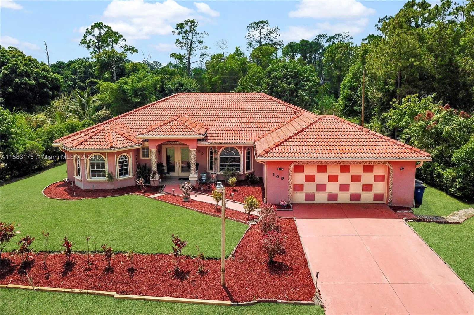 109 Johns Ave, Lehigh Acres, FL 33936