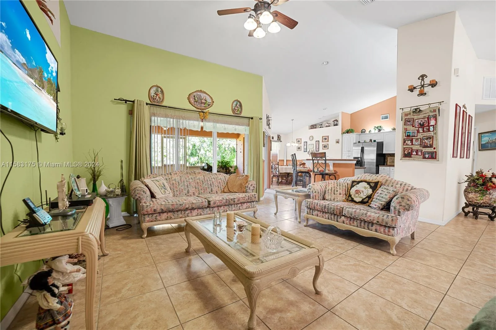 109 Johns Ave, Lehigh Acres, FL 33936 photo 4