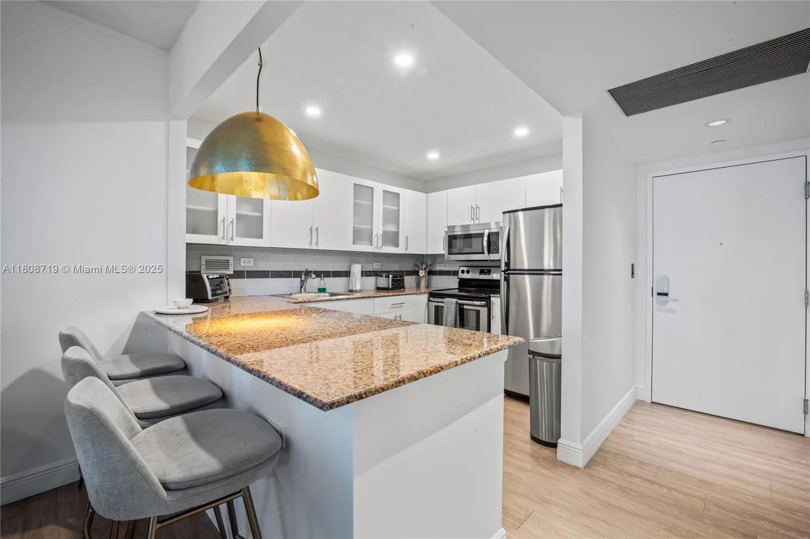2301 Collins Ave # 720, Miami Beach, FL 33139 photo 5