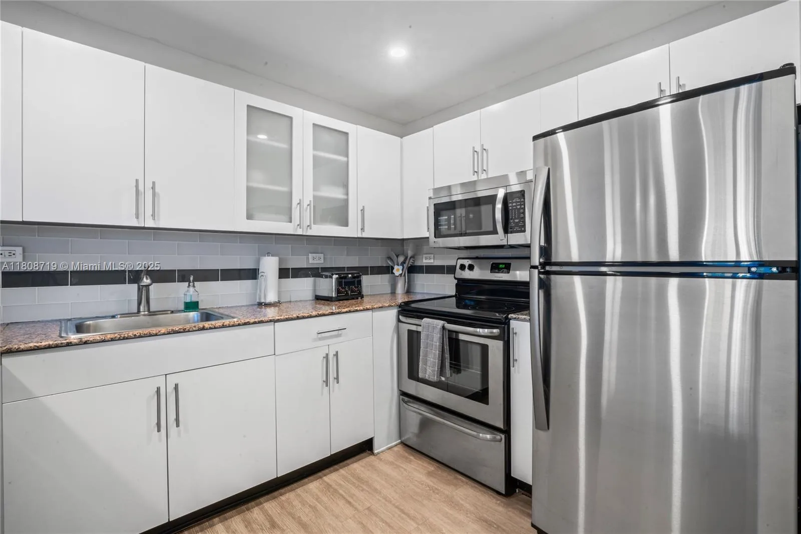 2301 Collins Ave # 720, Miami Beach, FL 33139 photo 7