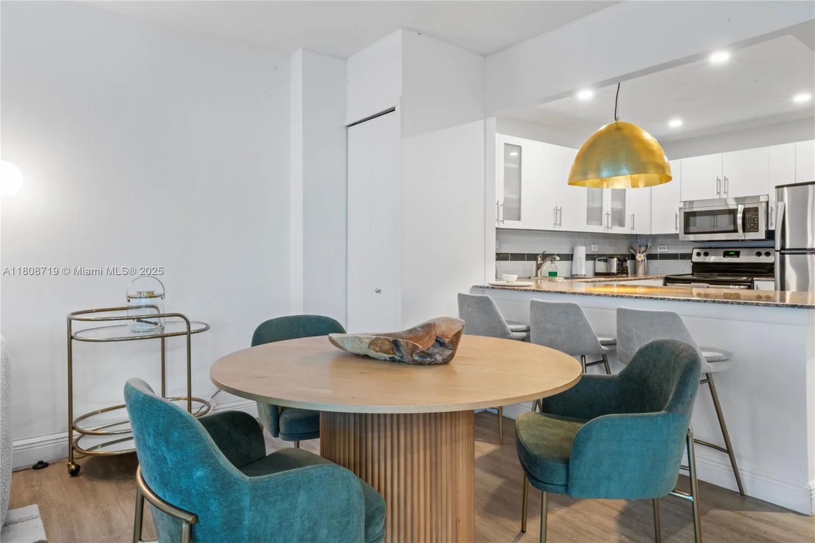 2301 Collins Ave # 720, Miami Beach, FL 33139 photo 8
