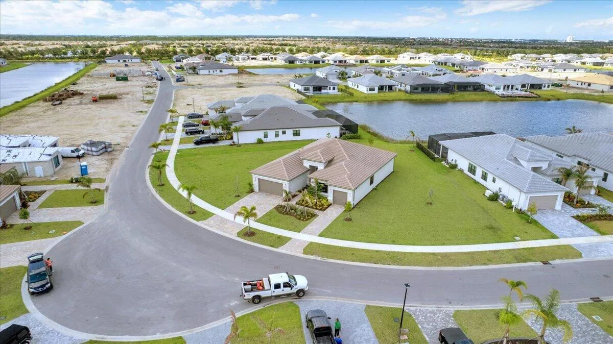 12227 SW Twin Springs Drive, Port St. Lucie, FL 34987