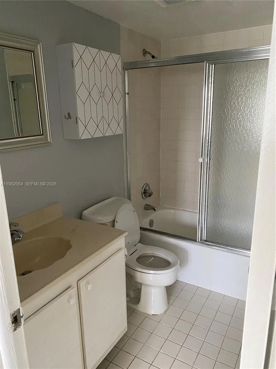802 NE 26th Ave # 802, Hallandale Beach, FL 33009 photo 8