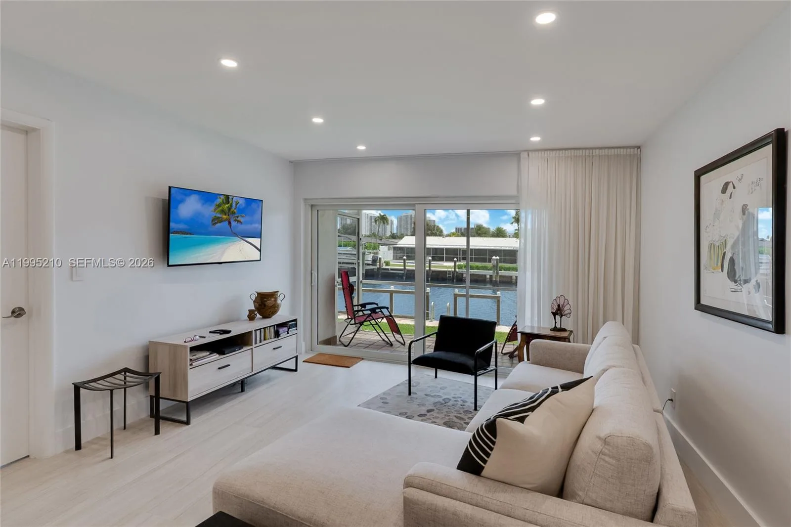 455 Paradise Isle Blvd # 101, Hallandale Beach, FL 33009 photo 12