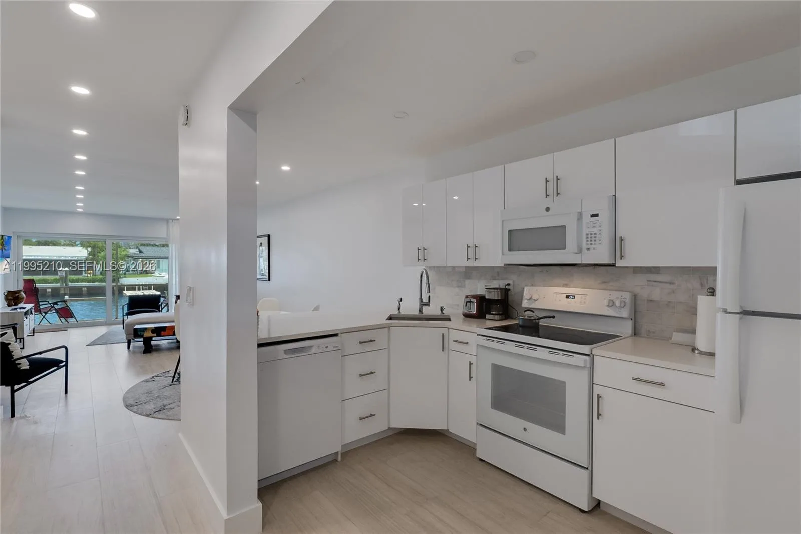 455 Paradise Isle Blvd # 101, Hallandale Beach, FL 33009 photo 9