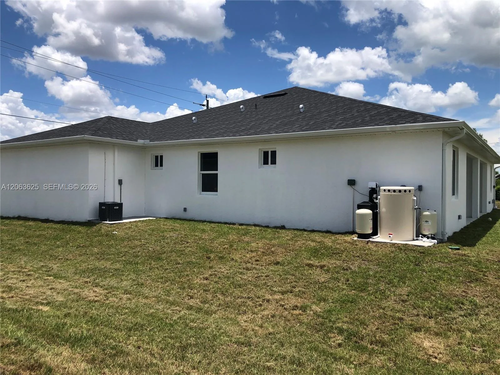 4568/4570 Golfview Blvd, Lehigh Acres, FL 33973 photo 4