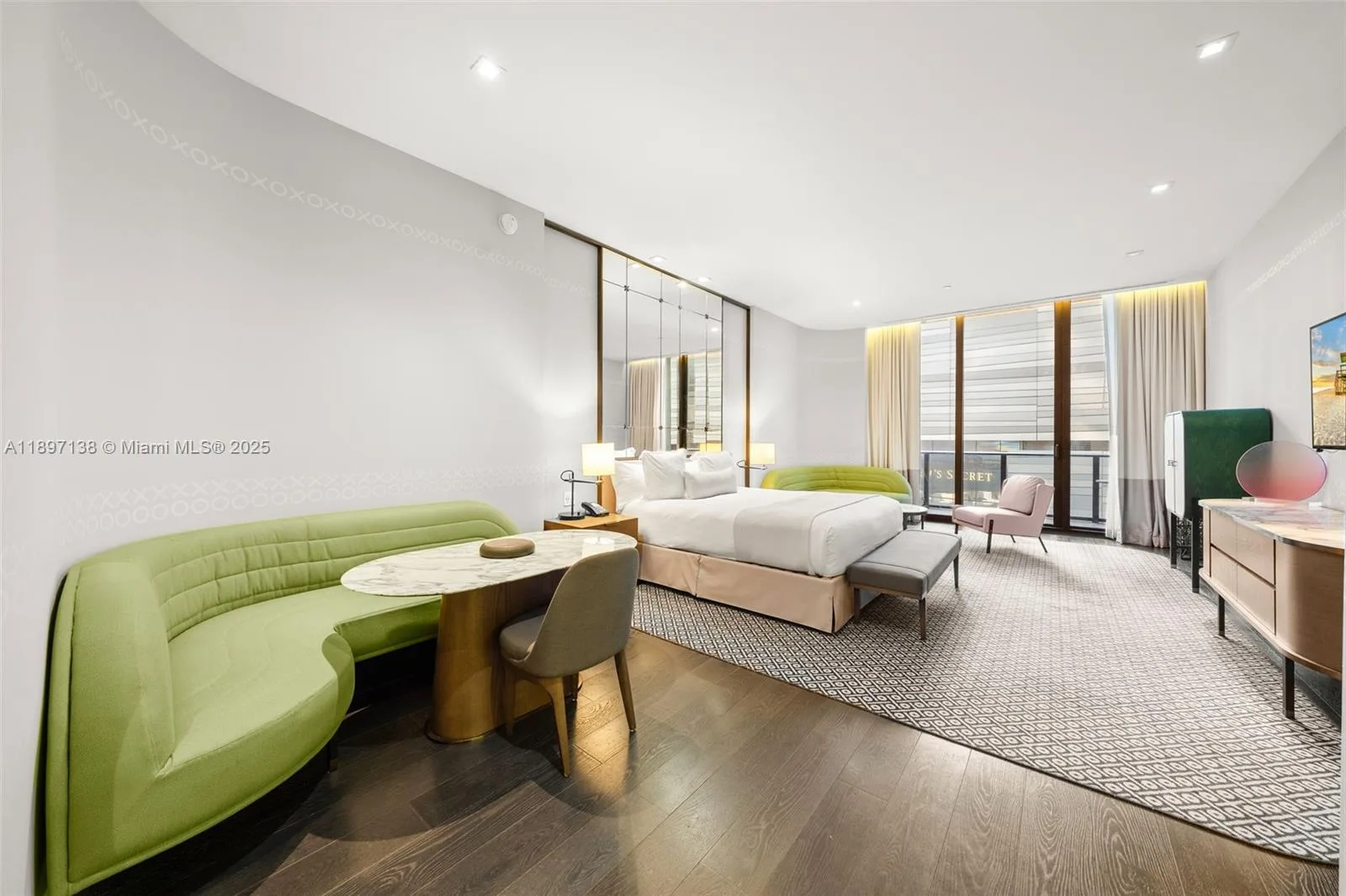 801 S Miami Ave # 402, Miami, FL 33130