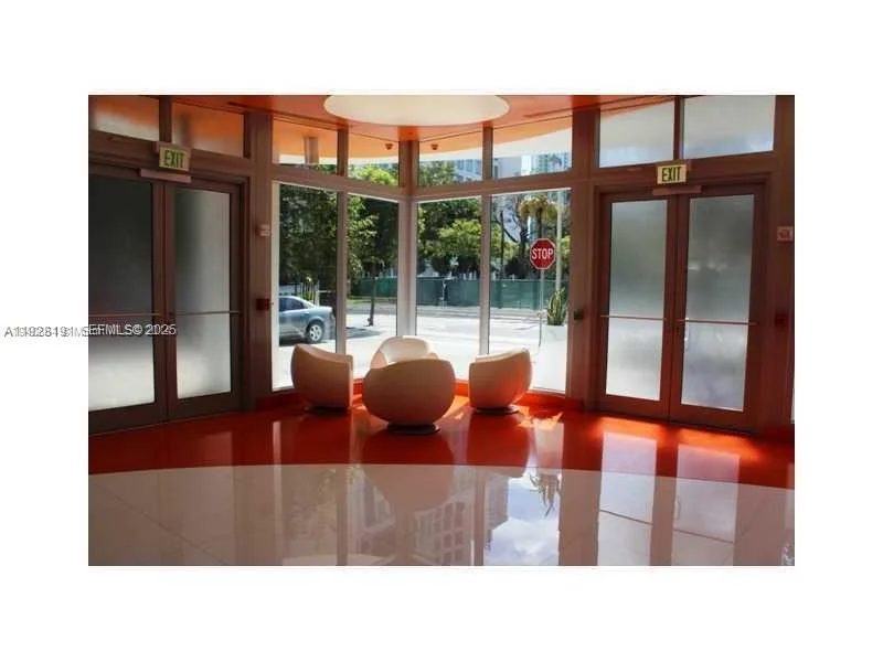 31 SE 6th St # 1804, Miami, FL 33131 photo 11