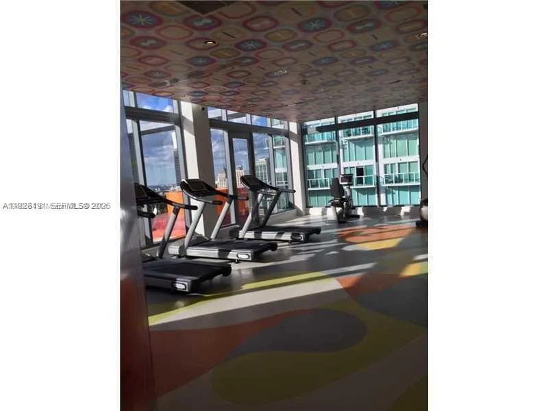 31 SE 6th St # 1804, Miami, FL 33131 photo 12